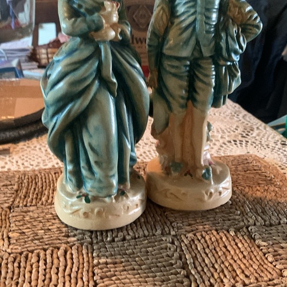 VTG 1940 new art wares Victorian couple 10 inches chalk ware - Picture 3 of 7